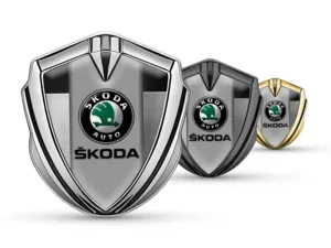 Skoda Emblema Guardabarros Insignia Lujoso Acabado Inox